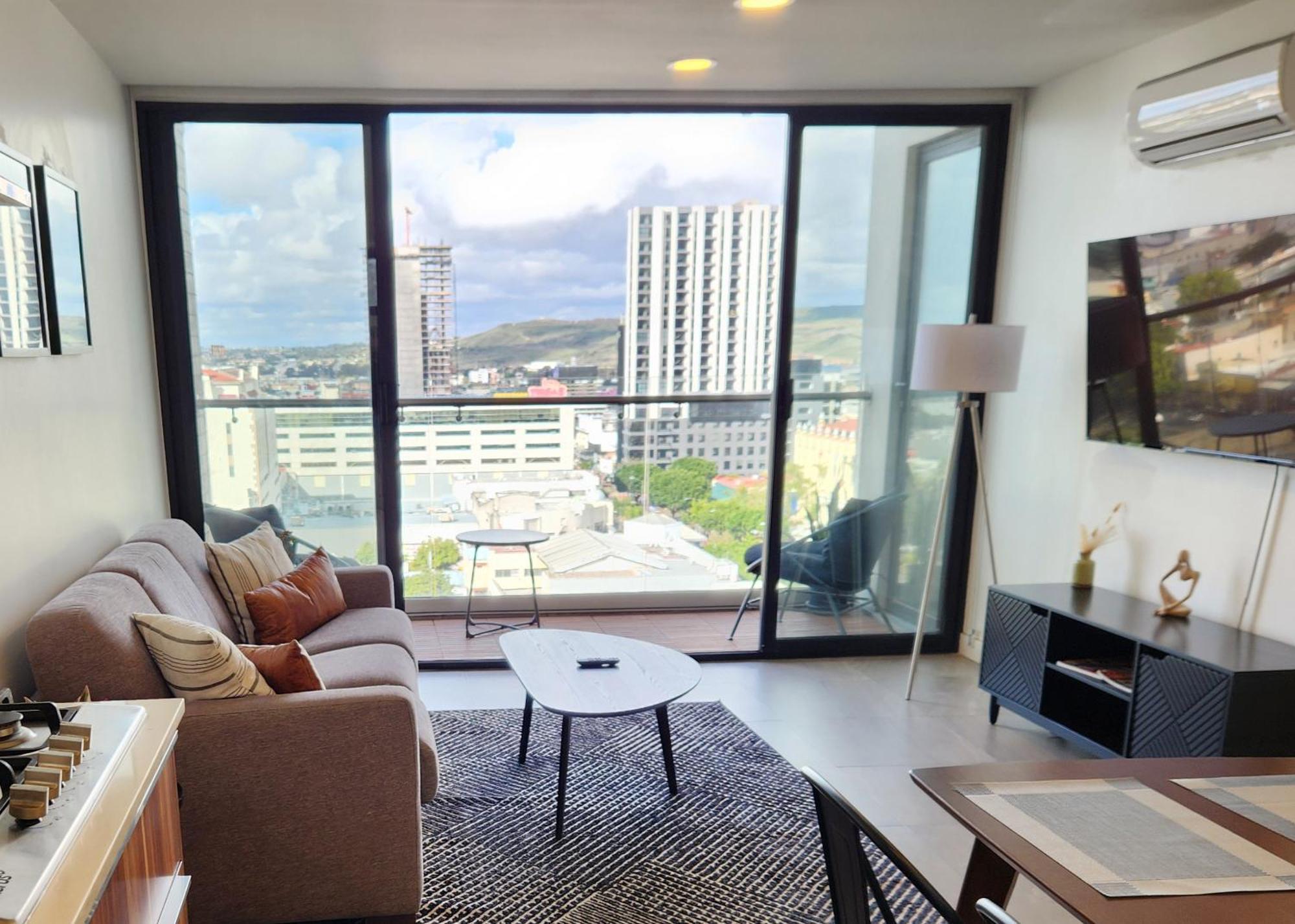 Downtown Apartment With Balcony City View, Gym & Lounge Тихуана Экстерьер фото